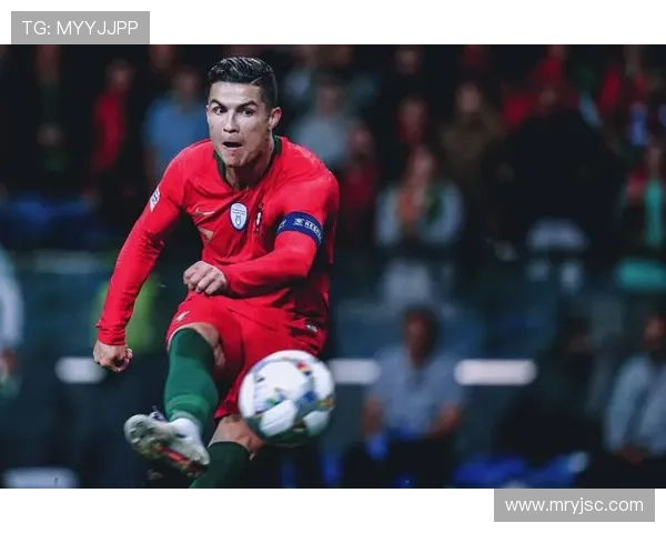 足球巨星告别赛场的感人瞬间与追忆往事的伤感视频合集